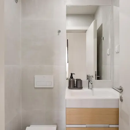 The Explorers Nest - 2br In Lisbon
