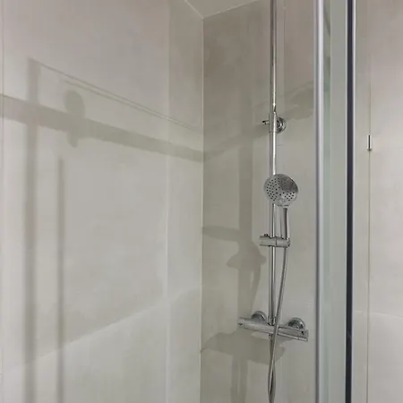 The Explorers Nest - 2br In Διαμέρισμα