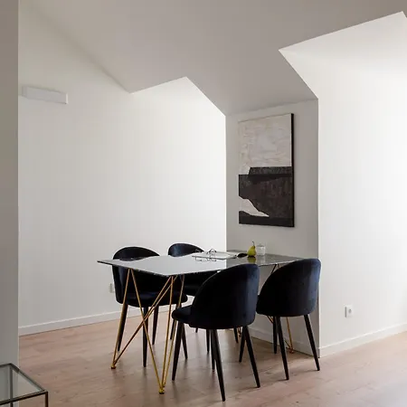 Апартаменты The Explorers Nest - 2br In